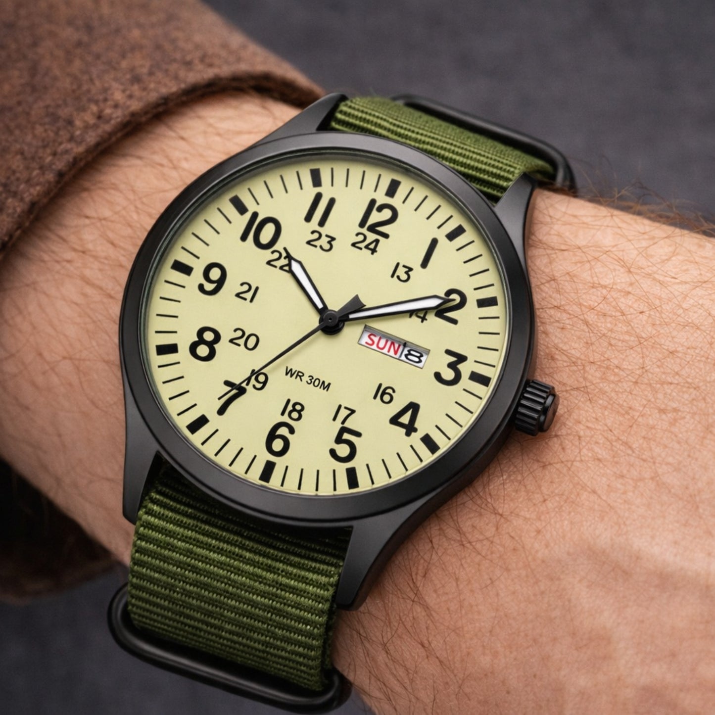 Easy Read 24H Quarz Feld-Uhr mit Nylonarmband