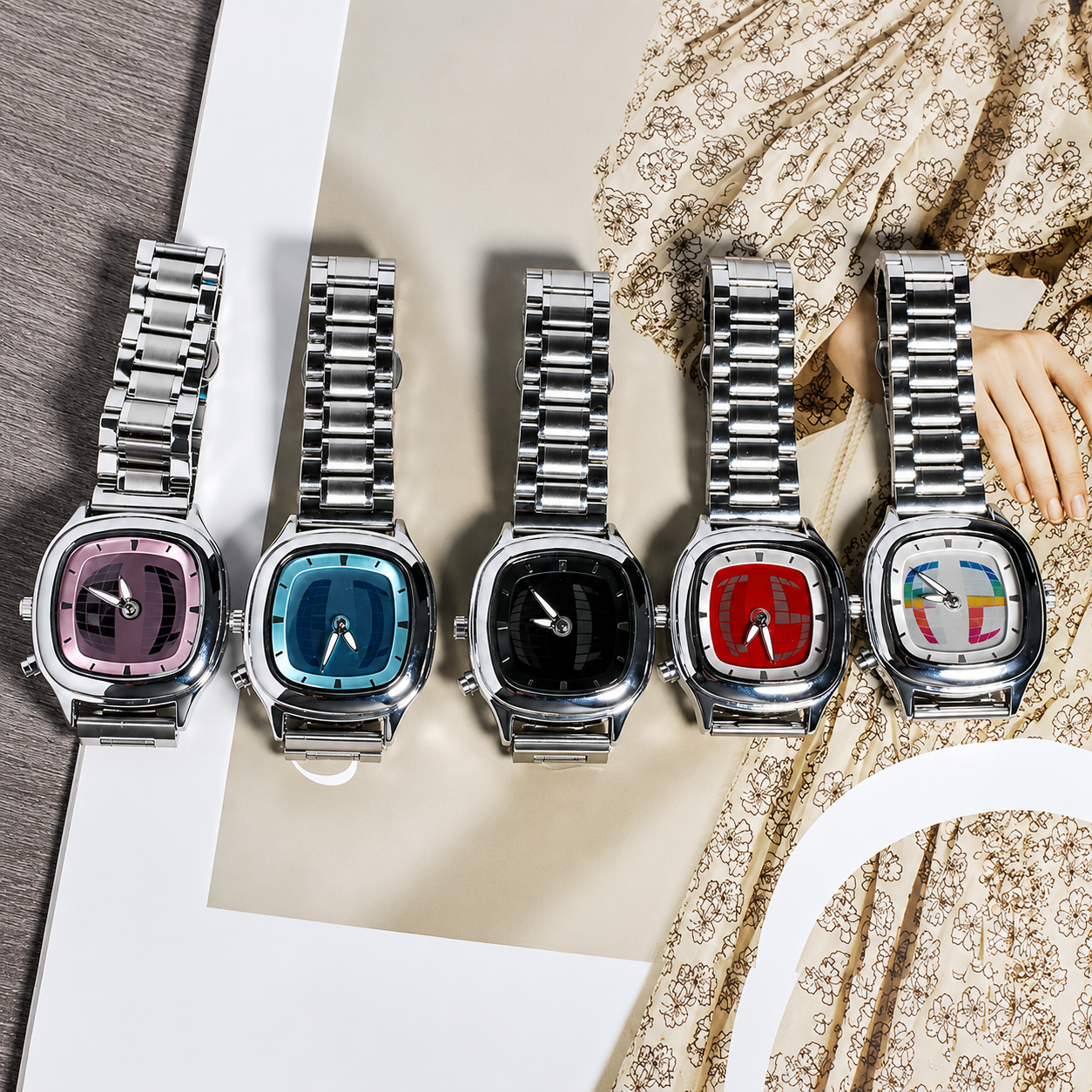Unisex Square Quartz Watch